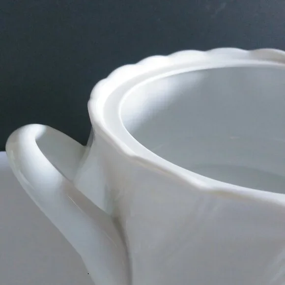 Sheffield White Vegetable Bowl Fine China Porcelain - Picture 12 of 13